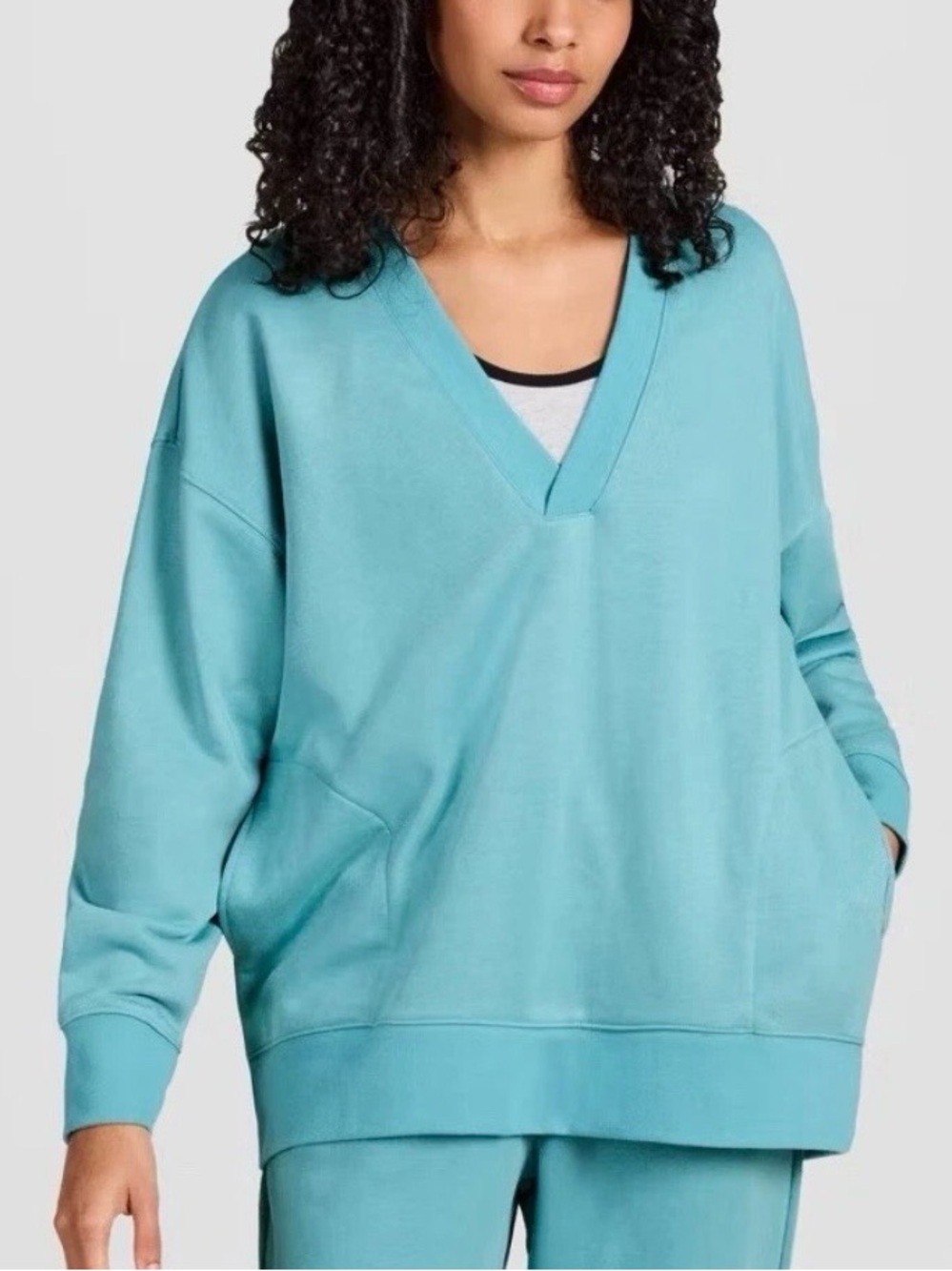 Champion Women's Gameday Deep V Tunic Pullover Sweatshirt - Size L